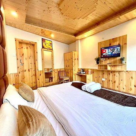 Hotel Jannat Manāli Dış mekan fotoğraf