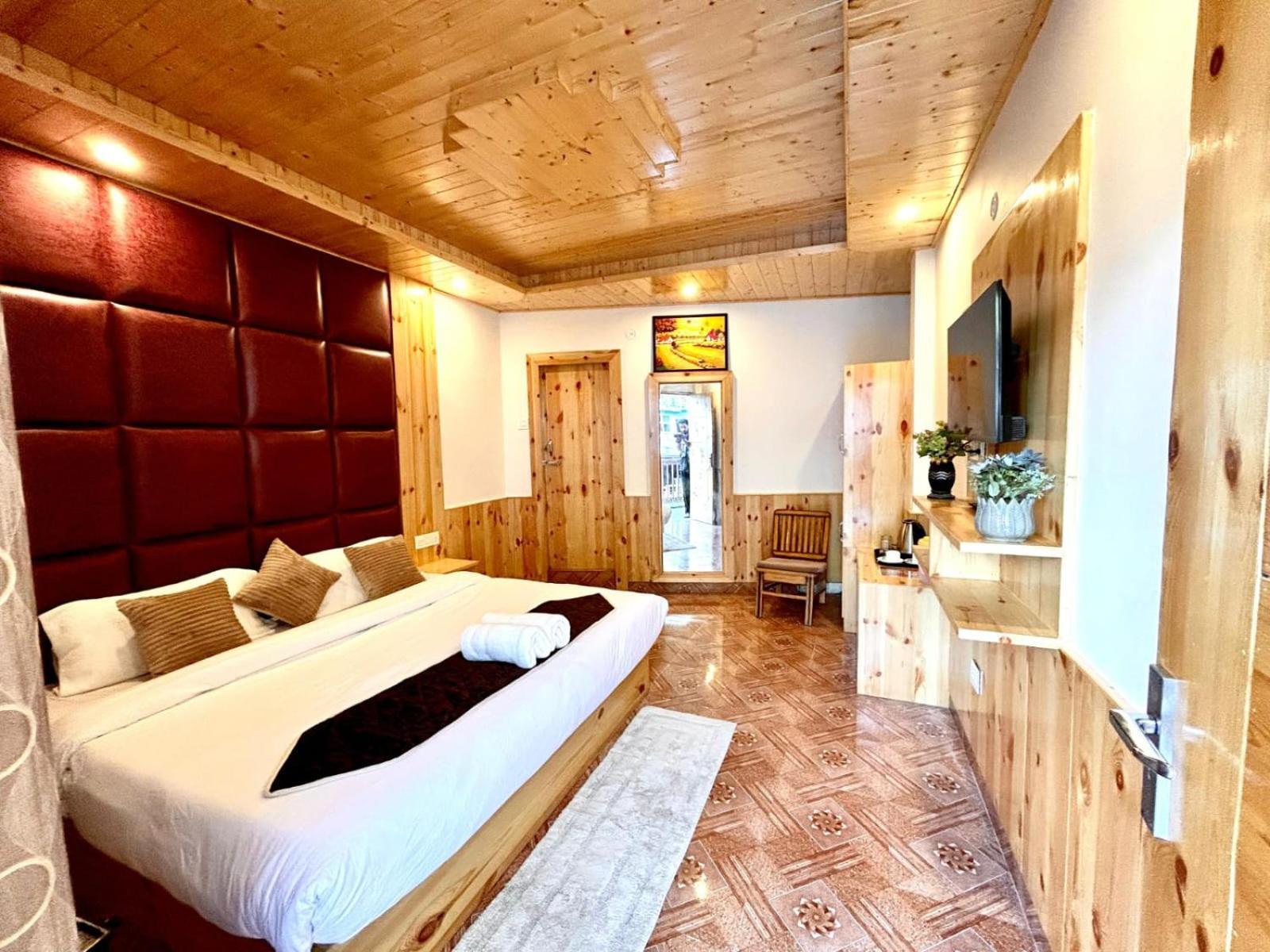 Hotel Jannat Manāli Dış mekan fotoğraf